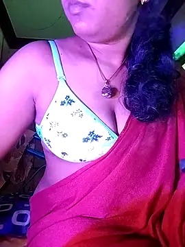 Snapshot of Tamil_Kavitha chatting on July 2, 2026, 5:57 am Tamil Kavitha online show from July 2, 2026, 5:57 am