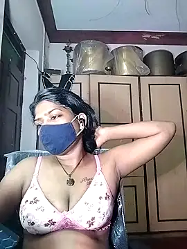 Snapshot of Tamil_Kavitha chatting on July 4, 2026, 7:20 pm Tamil Kavitha online show from July 4, 2026, 7:20 pm