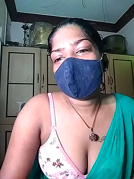 Snapshot of Tamil_Kavitha chatting on July 10, 2026, 6:17 am Tamil Kavitha online show from July 10, 2026, 6:17 am