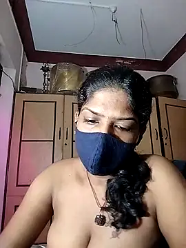 Snapshot of Tamil_Kavitha chatting on July 13, 2026, 5:27 pm Tamil Kavitha online show from July 13, 2026, 5:27 pm