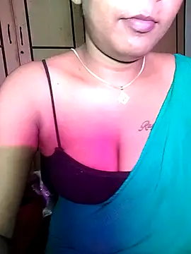 Snapshot of Tamil_Kavitha chatting on July 28, 2026, 5:12 pm Tamil Kavitha online show from July 28, 2026, 5:12 pm