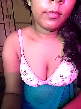 Snapshot of Tamil_Kavitha chatting on August 5, 2026, 7:00 am Tamil Kavitha online show from August 5, 2026, 7:00 am