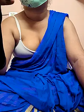 Snapshot of preethi-lovely chatting on October 9, 2025, 3:21 pm preethi-lovely online show from October 9, 2025, 3:21 pm