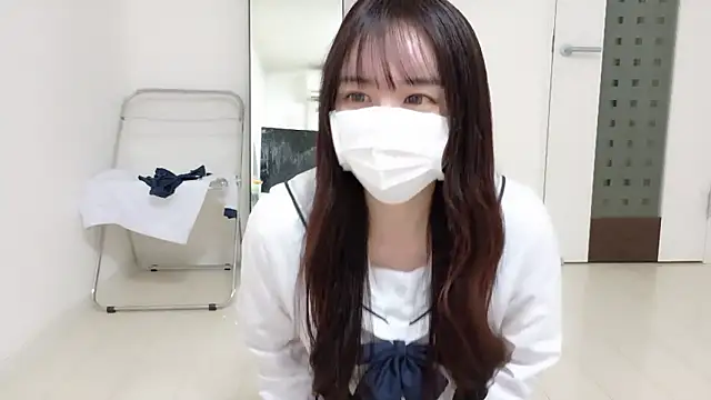 Snapshot of _Mia_land_ chatting on March 15, 2026, 1:39 pm Mia land online show from March 15, 2026, 1:39 pm