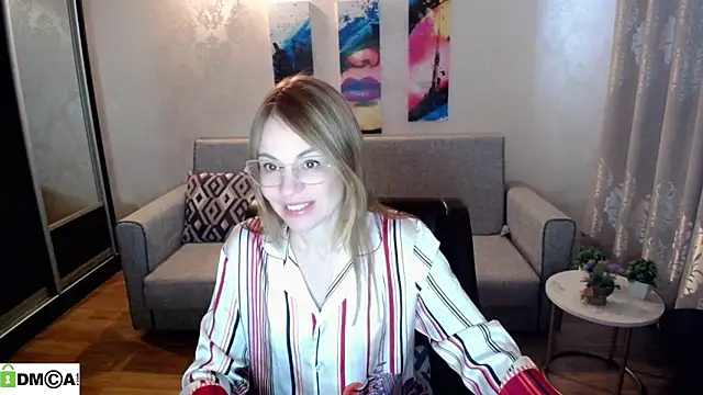 shy hot cat online show from November 11, 2025, 6:57 am