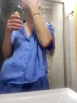 MartaLuna  online show from March 8, 2026, 6:34 pm