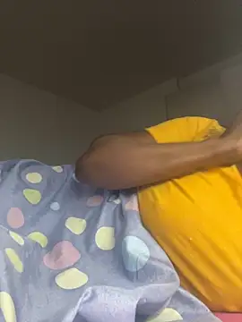 Snapshot of douceebene chatting on October 13, 2025, 8:09 pm douceebene online show from October 13, 2025, 8:09 pm