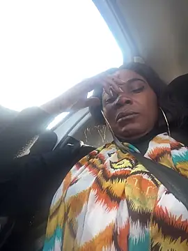 Snapshot of douceebene chatting on October 15, 2025, 11:54 am douceebene online show from October 15, 2025, 11:54 am