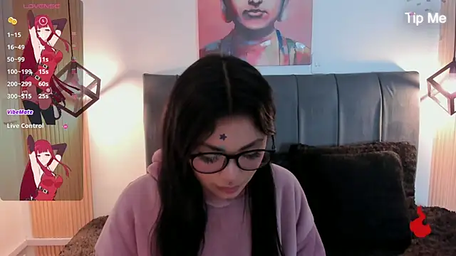 Snapshot of Evaa_rosee_ chatting on October 8, 2025, 11:41 am Evaa rosee online show from October 8, 2025, 11:41 am