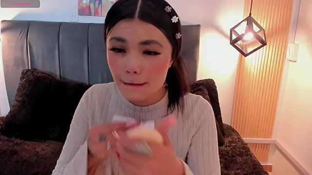 Snapshot of Evaa_rosee_ chatting on October 13, 2025, 1:33 pm Evaa rosee online show from October 13, 2025, 1:33 pm