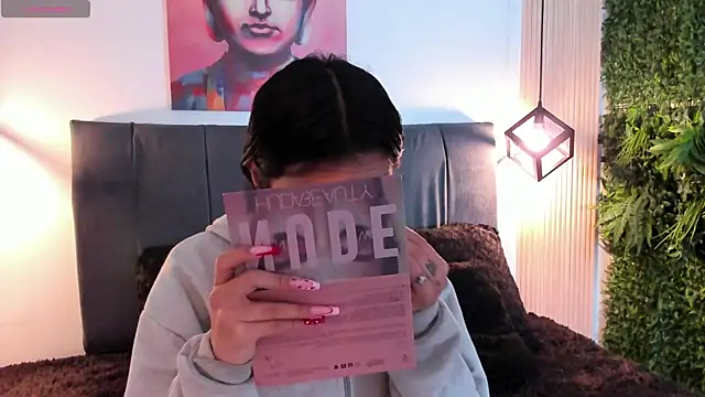 Snapshot of Evaa_rosee_ chatting on October 22, 2025, 11:54 am Evaa rosee online show from October 22, 2025, 11:54 am