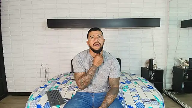 Gabriel Fire online show from September 20, 2025, 12:06 pm