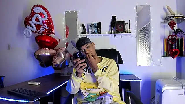 xxKamadevaxx online show from February 17, 2026, 12:56 pm