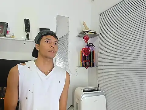 xxKamadevaxx online show from February 25, 2026, 12:37 pm