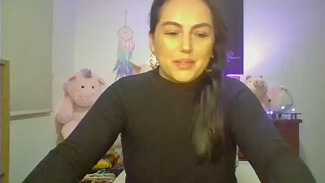Snapshot of Venusina_07 chatting on July 21, 2026, 3:53 am Venusina 07 online show from July 21, 2026, 3:53 am