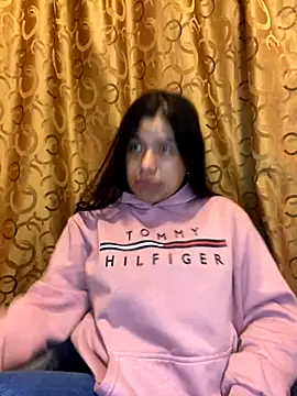 Snapshot of April_Becker chatting on October 3, 2025, 3:14 am April Becker online show from October 3, 2025, 3:14 am