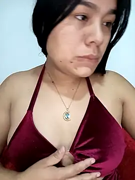 Snapshot of April_Becker chatting on November 29, 2025, 3:42 am April Becker online show from November 29, 2025, 3:42 am