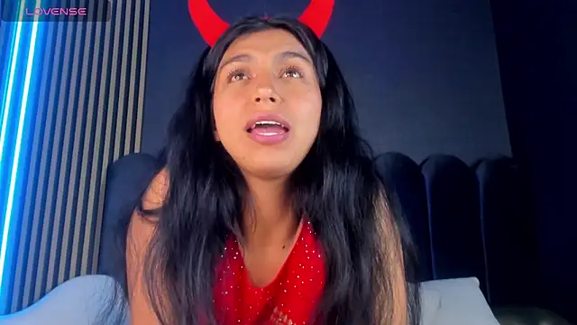 Snapshot of Keila_Fg chatting on November 7, 2025, 7:58 pm Keila Fg online show from November 7, 2025, 7:58 pm