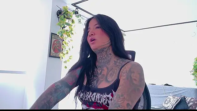 Unatatuada online show from September 30, 2025, 6:35 pm