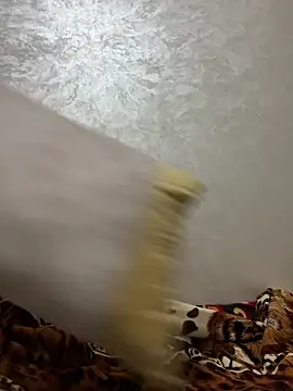 lara9Qouin online show from February 23, 2026, 9:56 pm