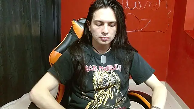 stvn hot online show from November 15, 2025, 11:43 pm