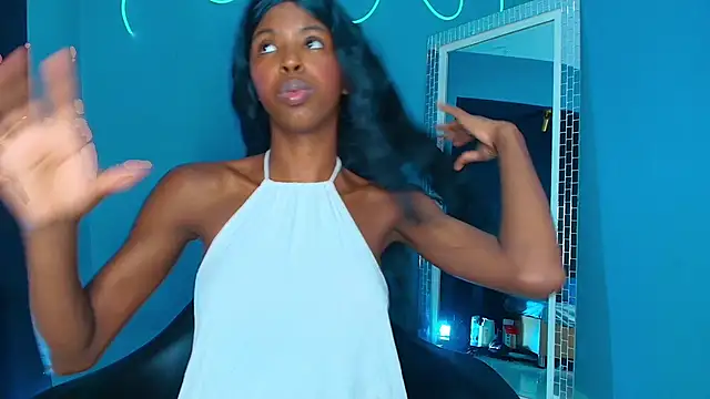 CamilaaSaenz online show from September 26, 2025, 7:51 pm