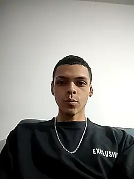 JhonXOXO  online show from September 15, 2025, 4:45 am