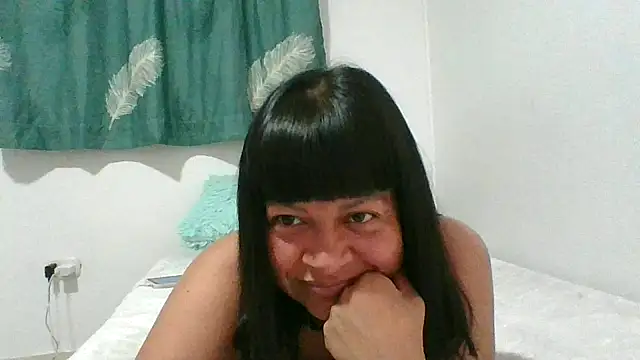 adri89-g online show from February 14, 2026, 9:55 pm