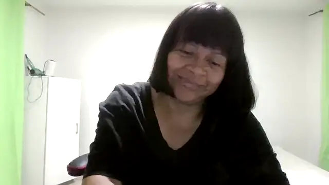 adri89-g online show from July 13, 2026, 11:51 pm