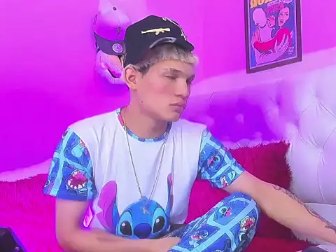 EL VENEZOLANO 22CM online show from December 19, 2025, 3:24 am