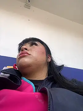 valentinahevanly online show from October 23, 2025, 2:05 pm