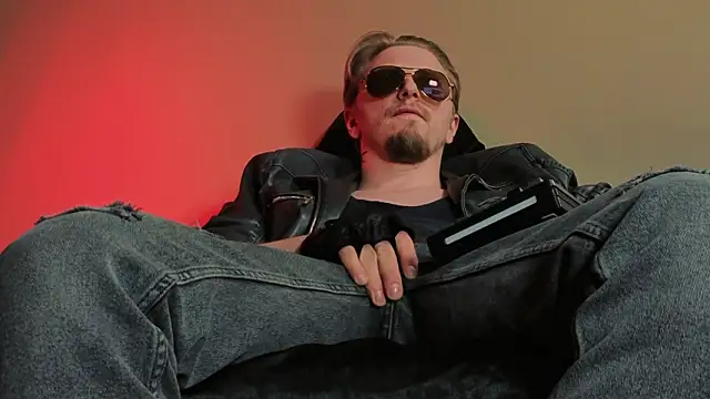 Snapshot of Vincent_Hardman chatting on February 6, 2026, 4:17 am Vincent Hardman online show from February 6, 2026, 4:17 am