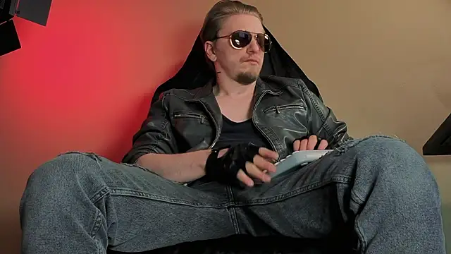 Snapshot of Vincent_Hardman chatting on February 7, 2026, 4:33 pm Vincent Hardman online show from February 7, 2026, 4:33 pm