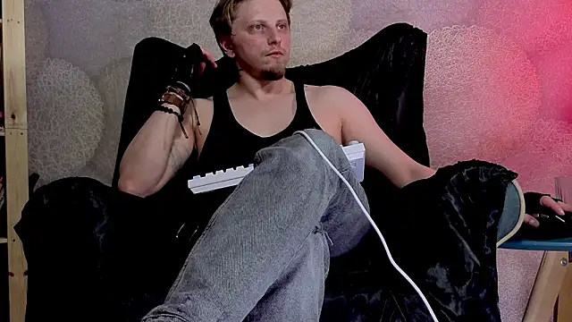 Snapshot of Vincent_Hardman chatting on February 21, 2026, 8:15 am Vincent Hardman online show from February 21, 2026, 8:15 am