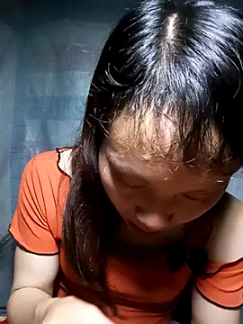 bonnie-00 online show from September 29, 2025, 2:55 pm