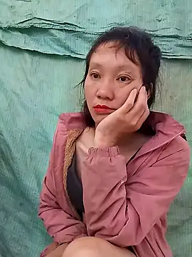 bonnie-00 online show from October 4, 2025, 5:05 am