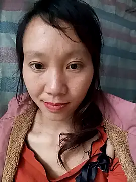 bonnie-00 online show from November 6, 2025, 6:25 am