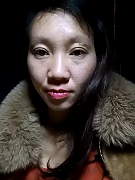 bonnie-00 online show from November 23, 2025, 2:17 pm