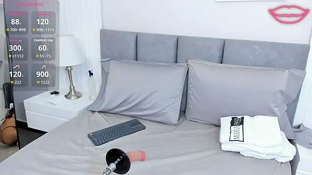 Snapshot of cherry_skinny_ chatting on October 4, 2025, 3:59 am cherry skinny online show from October 4, 2025, 3:59 am