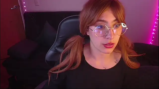 Snapshot of Miacatsito3 chatting on September 30, 2025, 1:54 am Miacatsito3 online show from September 30, 2025, 1:54 am