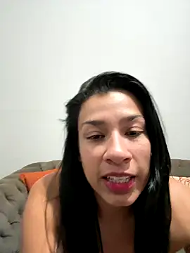 Snapshot of johii28 chatting on September 13, 2025, 3:39 am johii28 online show from September 13, 2025, 3:39 am