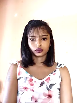 Snapshot of Alexia_holbert chatting on April 2, 2026, 7:06 am Alexia holbert online show from April 2, 2026, 7:06 am