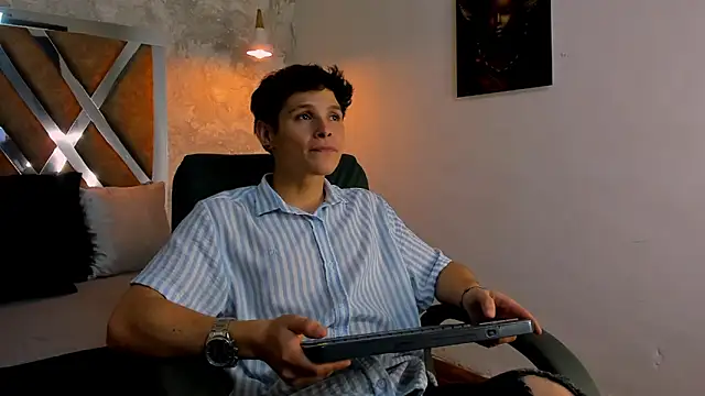 kraven lust online show from December 5, 2025, 3:04 am