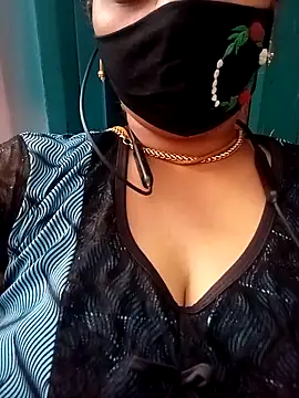 Snapshot of TAMI_KAYAL chatting on September 17, 2025, 7:10 am TAMI KAYAL online show from September 17, 2025, 7:10 am