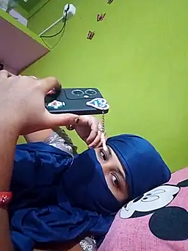 Snapshot of TAMI_KAYAL chatting on October 2, 2025, 10:44 am TAMI KAYAL online show from October 2, 2025, 10:44 am