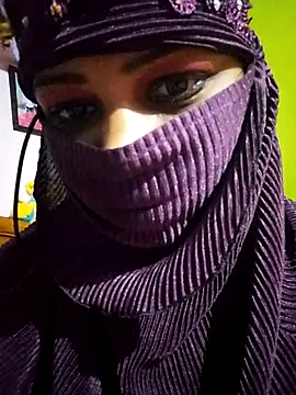 Snapshot of TAMI_KAYAL chatting on October 7, 2025, 5:43 pm TAMI KAYAL online show from October 7, 2025, 5:43 pm