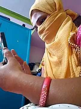 Snapshot of TAMI_KAYAL chatting on October 8, 2025, 6:11 am TAMI KAYAL online show from October 8, 2025, 6:11 am