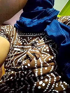 Snapshot of TAMI_KAYAL chatting on October 23, 2025, 3:55 pm TAMI KAYAL online show from October 23, 2025, 3:55 pm