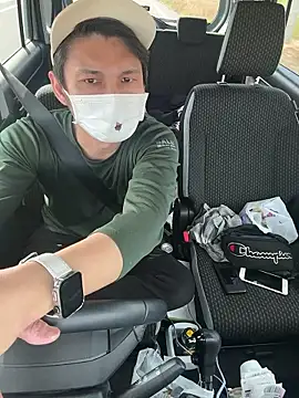 NICE-SEXY online show from April 11, 2026, 6:18 am