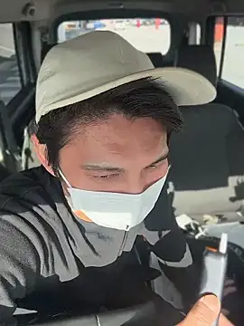 NICE-SEXY online show from April 24, 2026, 6:27 am